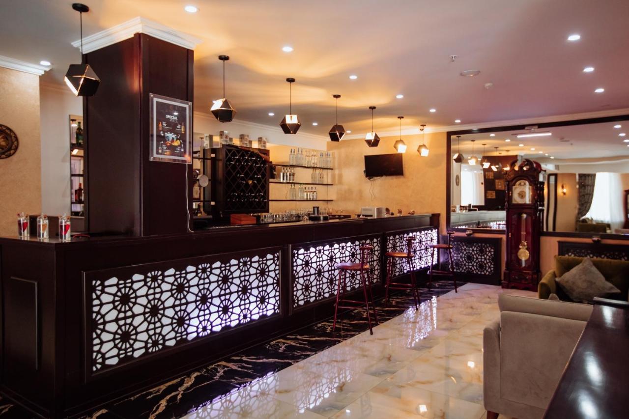 Corniche Hotel Baku Exterior foto