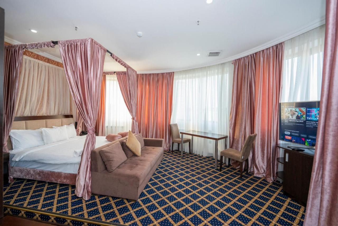 Corniche Hotel Baku Exterior foto